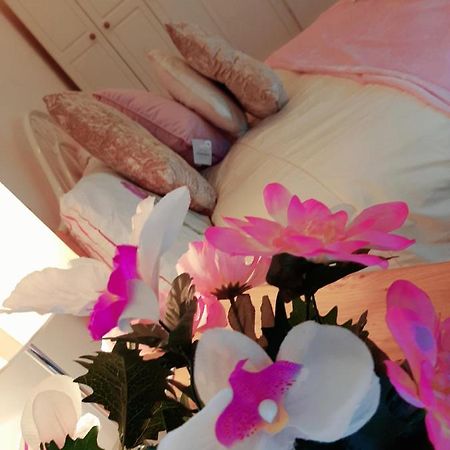 Main Street Apartment Carrick-on-Shannon ภายนอก รูปภาพ
