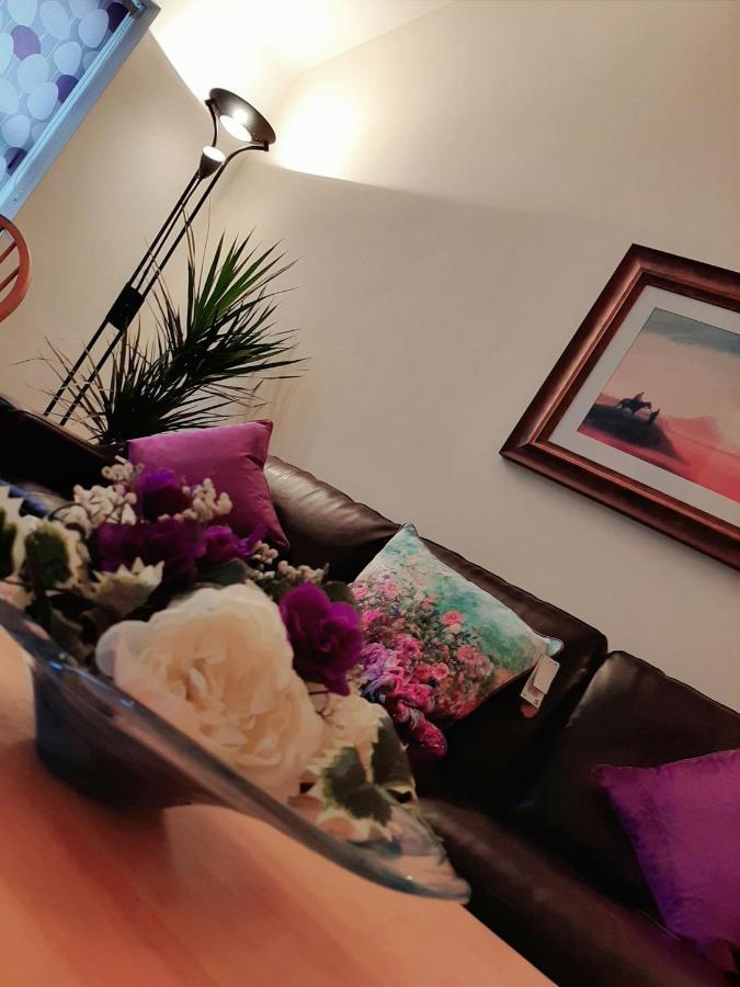 Main Street Apartment Carrick-on-Shannon ภายนอก รูปภาพ